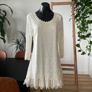 Ivory Lace 3/4 Sleeve Dress - M